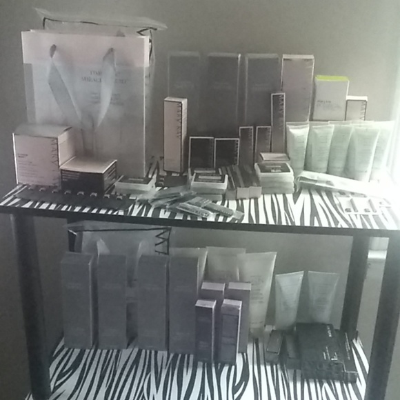 Mary kay - Picture 1 of 1